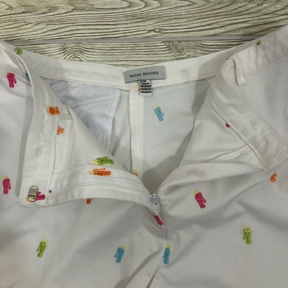 David Brooks Embroidered Golf Bag Shorts - Picture 2 of 4